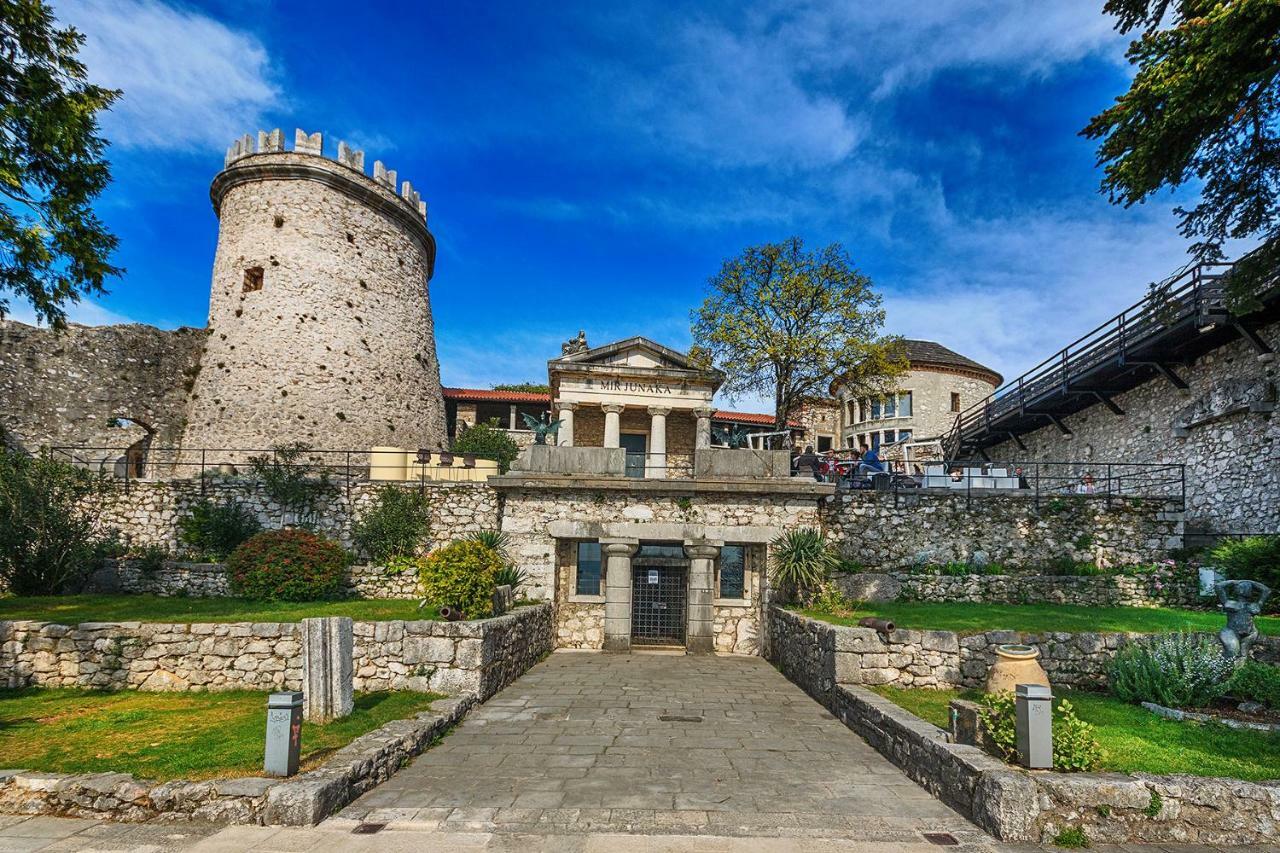 Apartman Bulevard Apartament Rijeka Zewnętrze zdjęcie